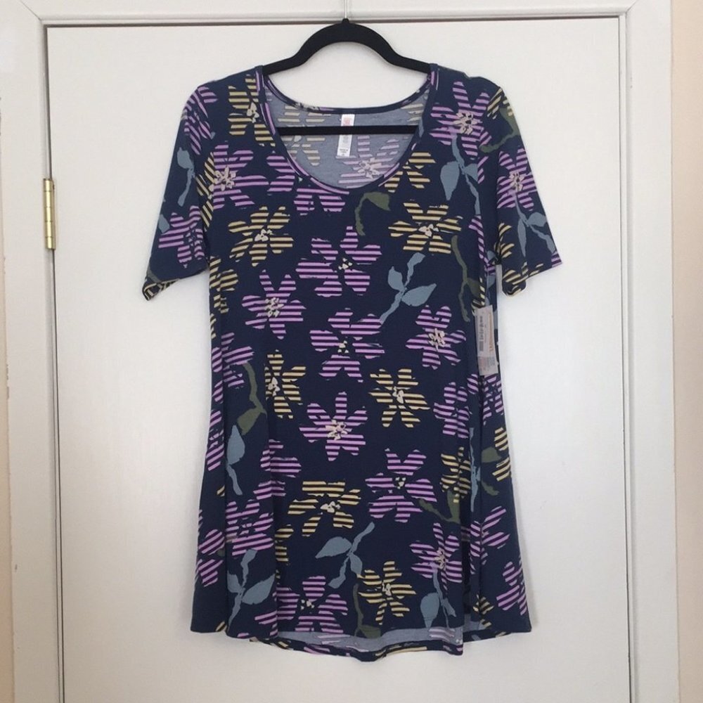 XS LuLaRoe Perfect T Shirt DD22‎ 1482